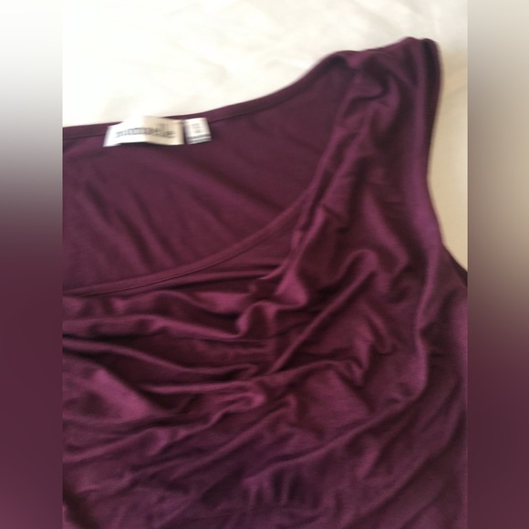 Burgundy nursing top - Picture 4 of 10